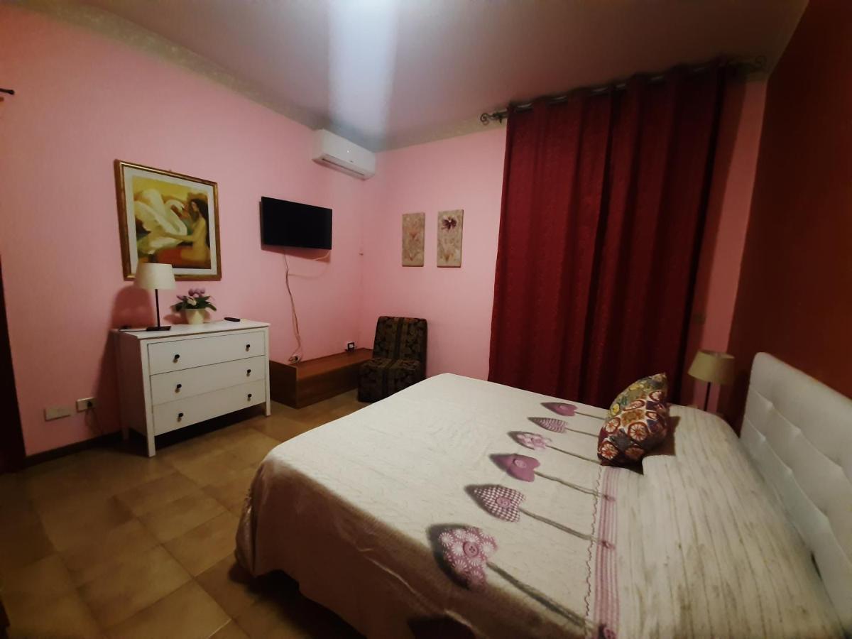 San Nicolo House Bed and Breakfast Aci Catena Eksteriør billede
