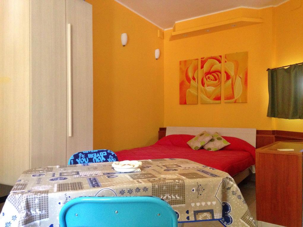 San Nicolo House Bed and Breakfast Aci Catena Eksteriør billede