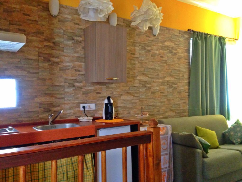 San Nicolo House Bed and Breakfast Aci Catena Eksteriør billede